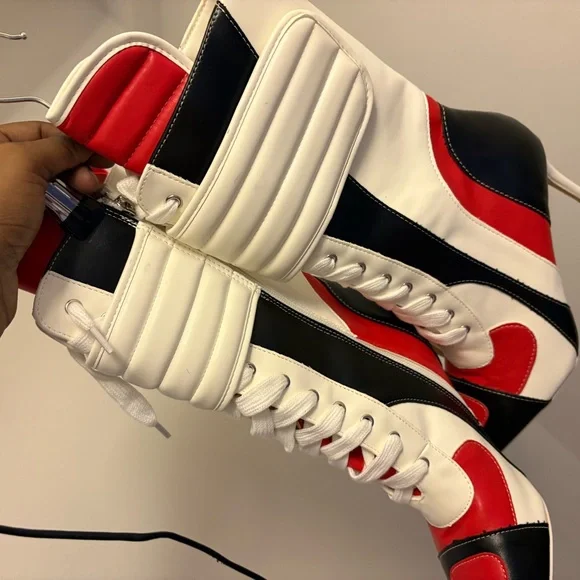 Akira Boots - Picture 3 of 4